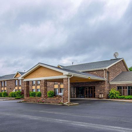 Quality Inn Tully I-81 Eksteriør billede