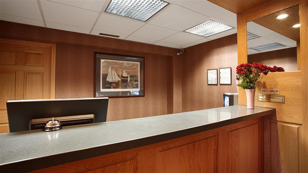 Quality Inn Tully I-81 Eksteriør billede