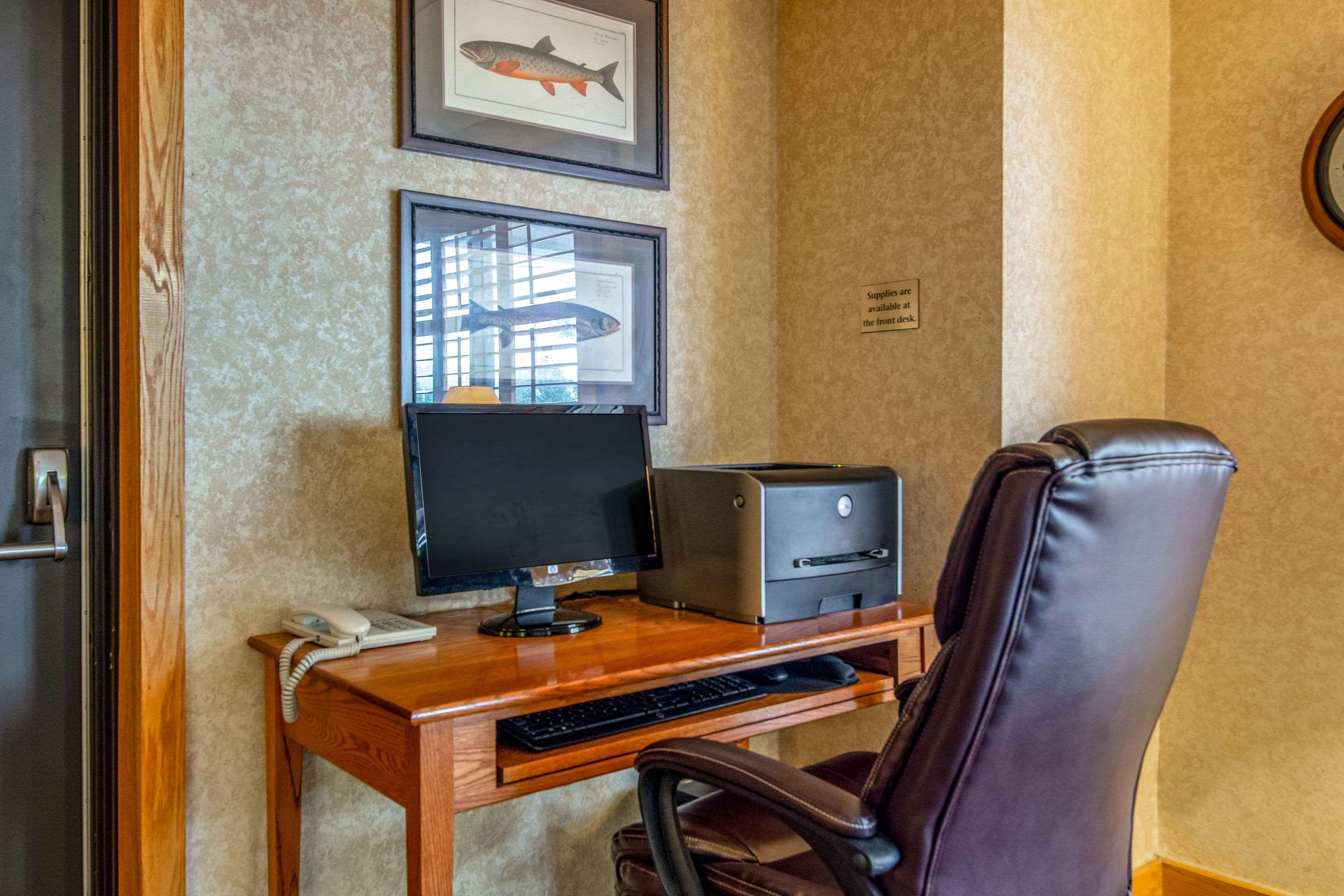 Quality Inn Tully I-81 Eksteriør billede