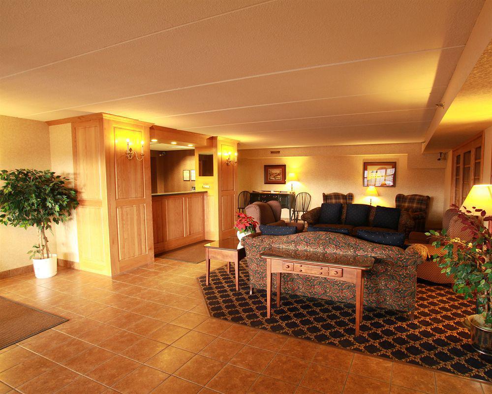 Quality Inn Tully I-81 Eksteriør billede